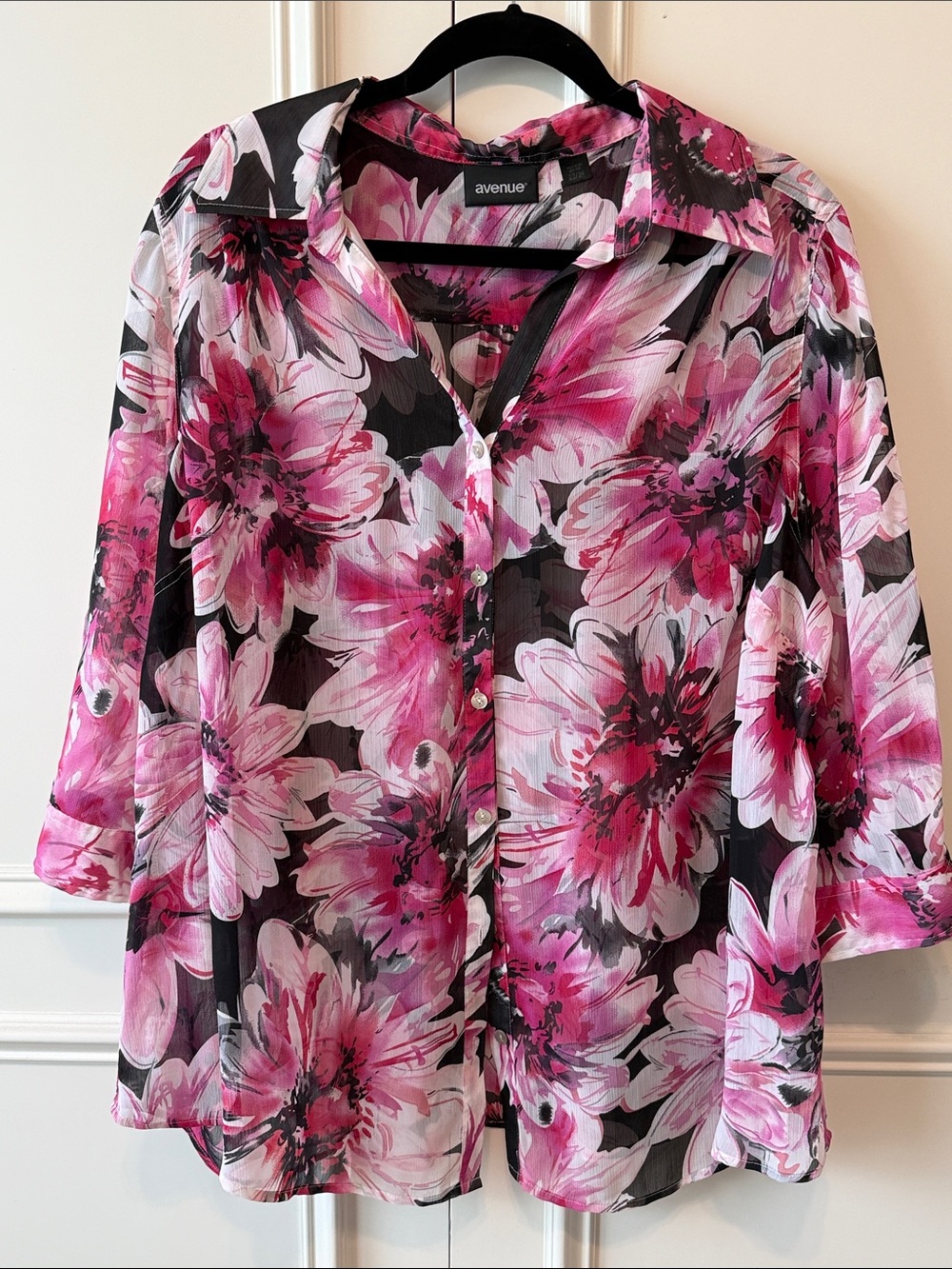 Avenue Pink & Black Floral Button-Down Shirt